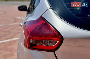 Хэтчбек Ford Focus 2017 в 