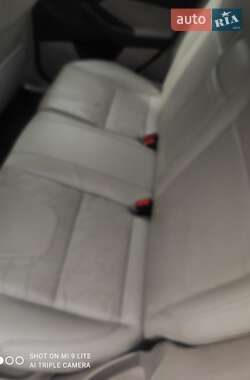 Хетчбек Ford Focus 2012 в 