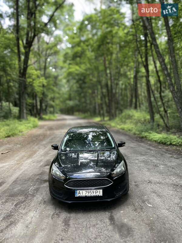 Седан Ford Focus 2015 в Киеве