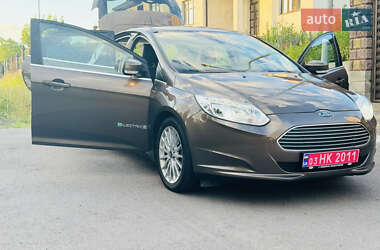 Хэтчбек Ford Focus 2018 в 