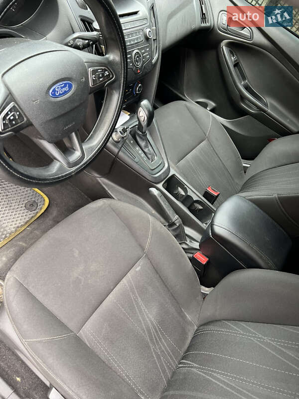 Седан Ford Focus 2015 в Запорожье