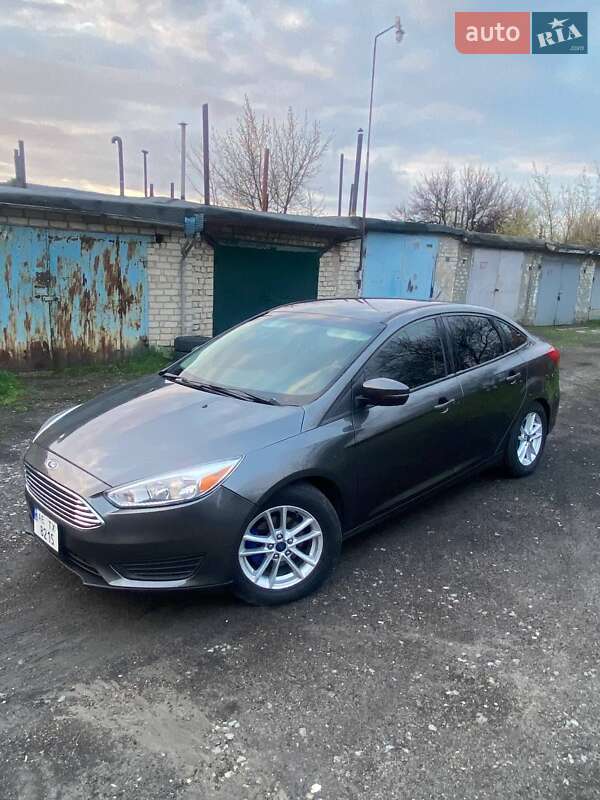 Седан Ford Focus 2015 в Тернівці