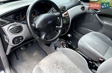 Седан Ford Focus 1999 в 