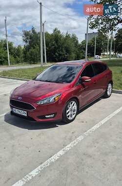Хэтчбек Ford Focus 2015 в 
