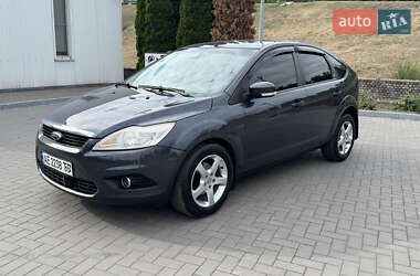 Хэтчбек Ford Focus 2009 в Каменском