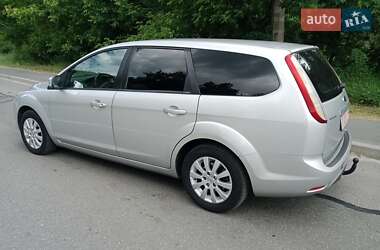 Универсал Ford Focus 2010 в 