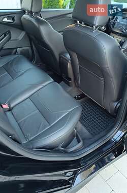 Хэтчбек Ford Focus 2015 в 
