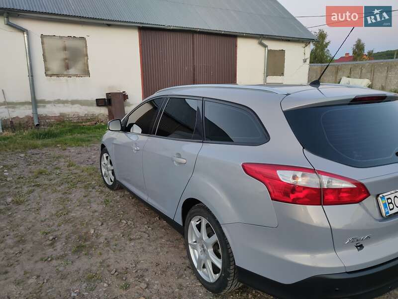 Ford Focus 2011