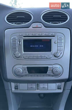 Универсал Ford Focus 2010 в 
