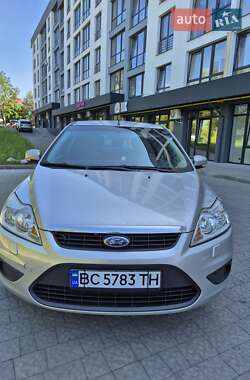 Хэтчбек Ford Focus 2010 в Львове