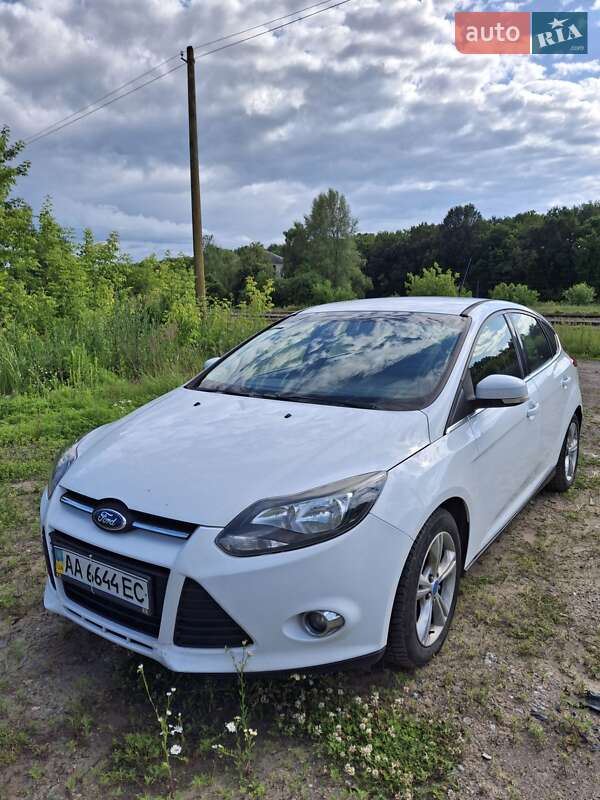 Хэтчбек Ford Focus 2013 в Чернигове