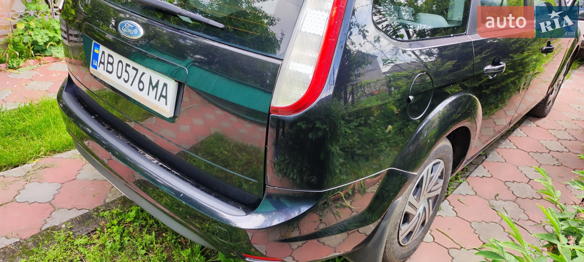 2010 Ford Focus - мініатюра 11