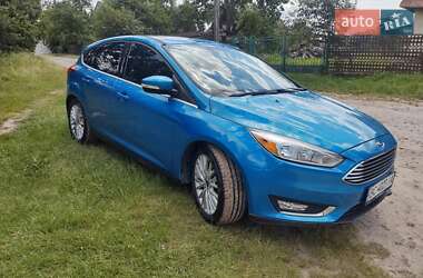 Хэтчбек Ford Focus 2014 в Оброшином