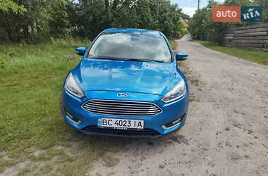 Хэтчбек Ford Focus 2014 в 