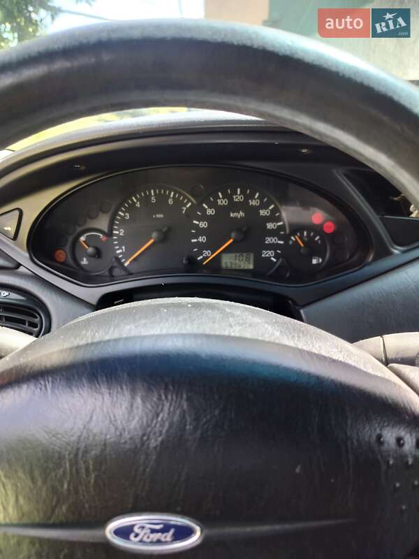 Седан Ford Focus 2001 в Смеле фото 7 Седан Ford Focus 2001 в Смеле