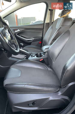 Универсал Ford Focus 2011 в 