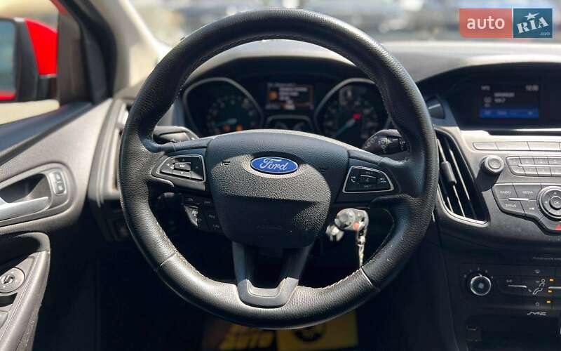Хэтчбек Ford Focus 2016 в Ивано-Франковске