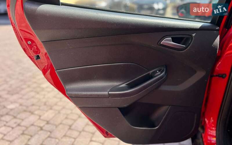 Хэтчбек Ford Focus 2016 в Ивано-Франковске