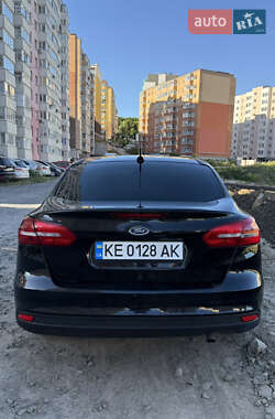 Седан Ford Focus 2016 в 