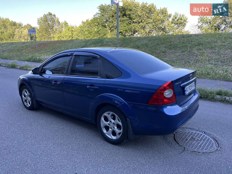 Седан Ford Focus 2008 в Киеве