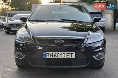 Универсал Ford Focus 2010 в 