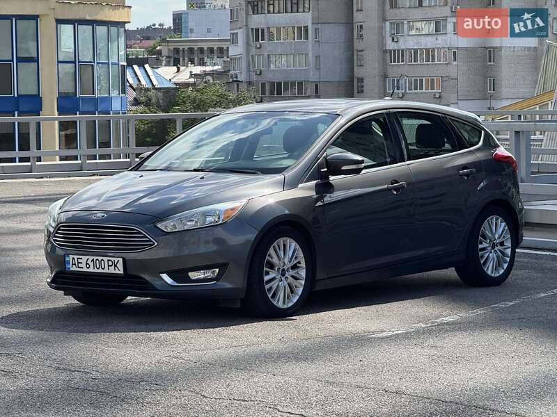 Хетчбек Ford Focus 2015 в Дніпрі