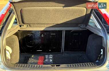 Хэтчбек Ford Focus 2004 в 