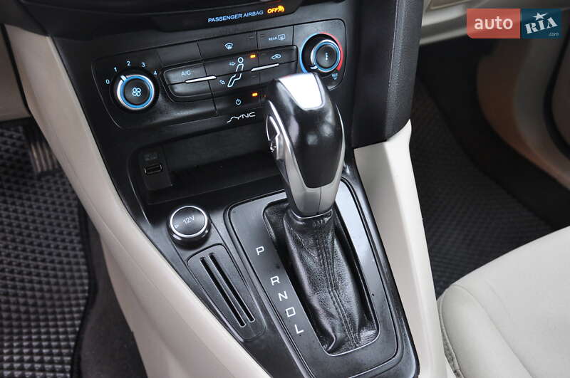 Седан Ford Focus 2016 в Львове