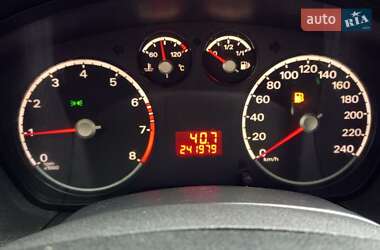 Хэтчбек Ford Focus 2007 в 