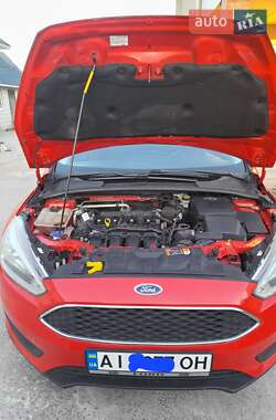 Седан Ford Focus 2016 в 