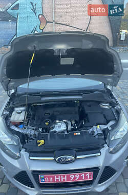 Универсал Ford Focus 2013 в 
