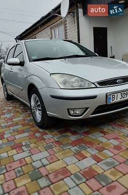 Хэтчбек Ford Focus 2004 в 