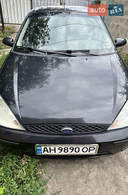 Хэтчбек Ford Focus 2002 в Славянске