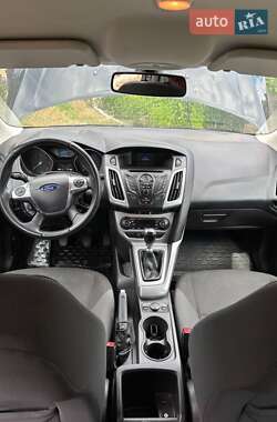 Универсал Ford Focus 2013 в 
