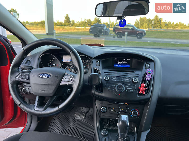 Седан Ford Focus 2015 в Львове
