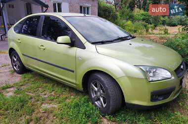 Хэтчбек Ford Focus 2006 в 