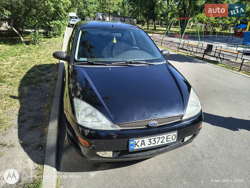 Седан Ford Focus 1999 в 