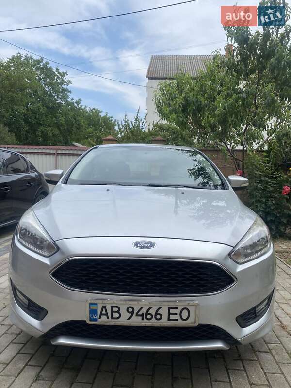 Хэтчбек Ford Focus 2015 в Виннице фото 2 Хэтчбек Ford Focus 2015 в Виннице