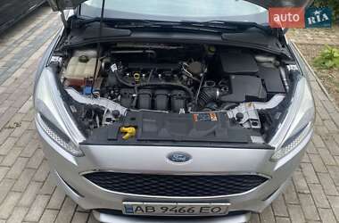 Хэтчбек Ford Focus 2015 в 