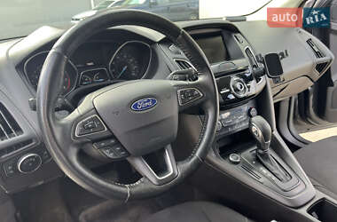 Хэтчбек Ford Focus 2017 в 