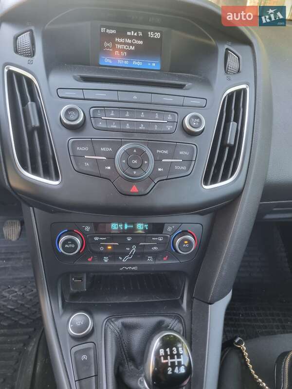 Хэтчбек Ford Focus 2015 в Умани
