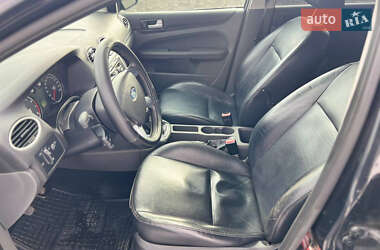 Хэтчбек Ford Focus 2006 в 
