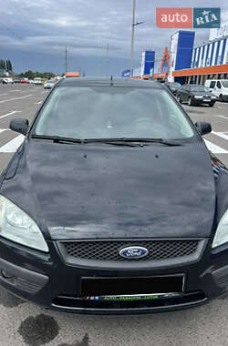 Хэтчбек Ford Focus 2006 в Луцке
