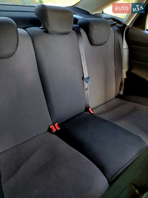 Седан Ford Focus 2011 в Павлограде