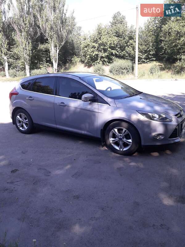 Хэтчбек Ford Focus 2013 в Запорожье