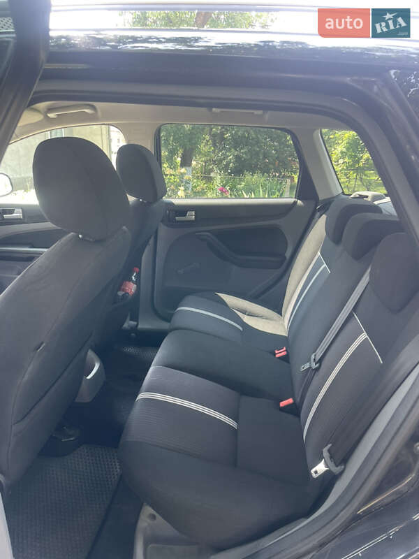 Универсал Ford Focus 2010 в Луцке