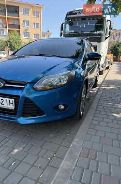 Хэтчбек Ford Focus 2013 в 