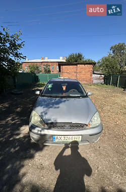 Хэтчбек Ford Focus 2003 в 