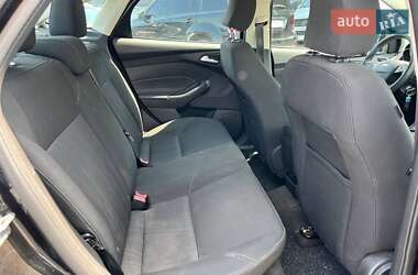 Седан Ford Focus 2015 в 