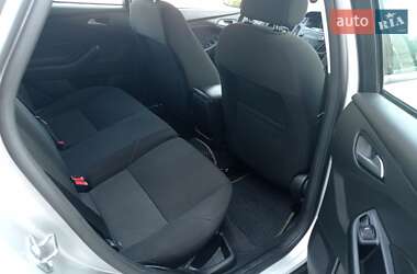Хэтчбек Ford Focus 2017 в 